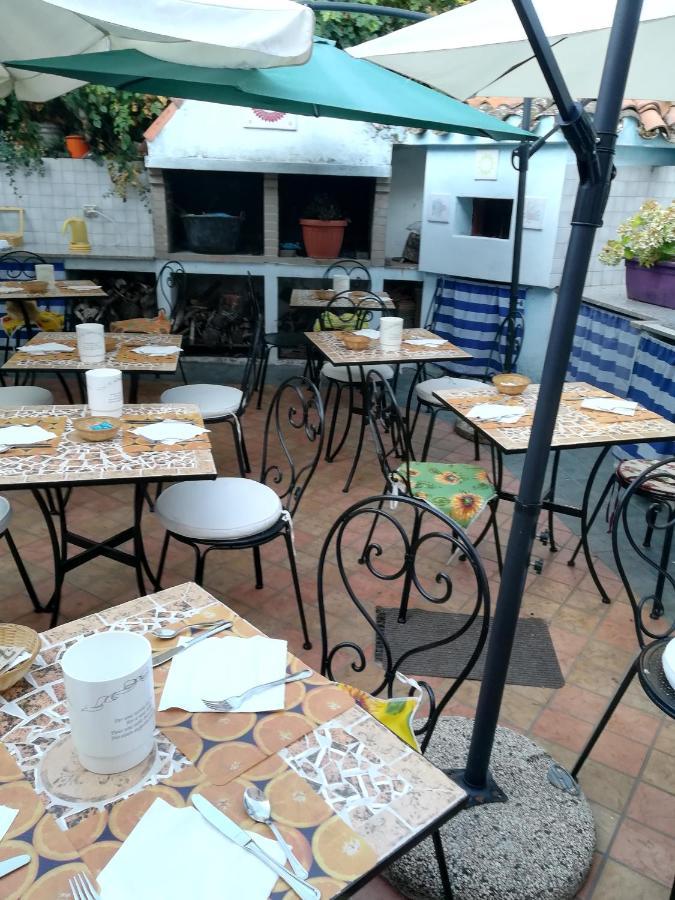 Villanova Monteleone Affitta Camere Casa Delle Rose מראה חיצוני תמונה