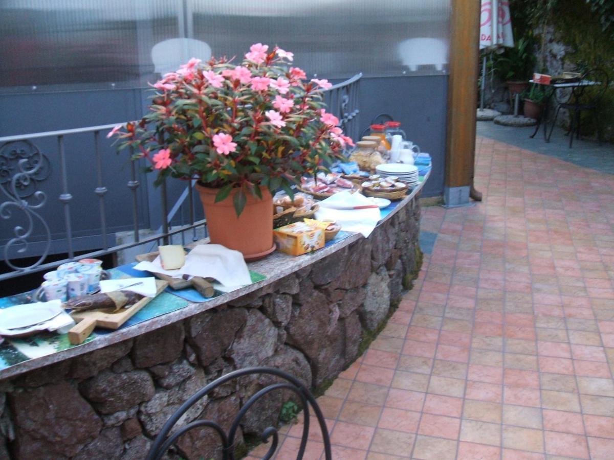 Villanova Monteleone Affitta Camere Casa Delle Rose מראה חיצוני תמונה
