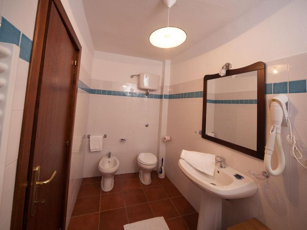 Villanova Monteleone Affitta Camere Casa Delle Rose מראה חיצוני תמונה